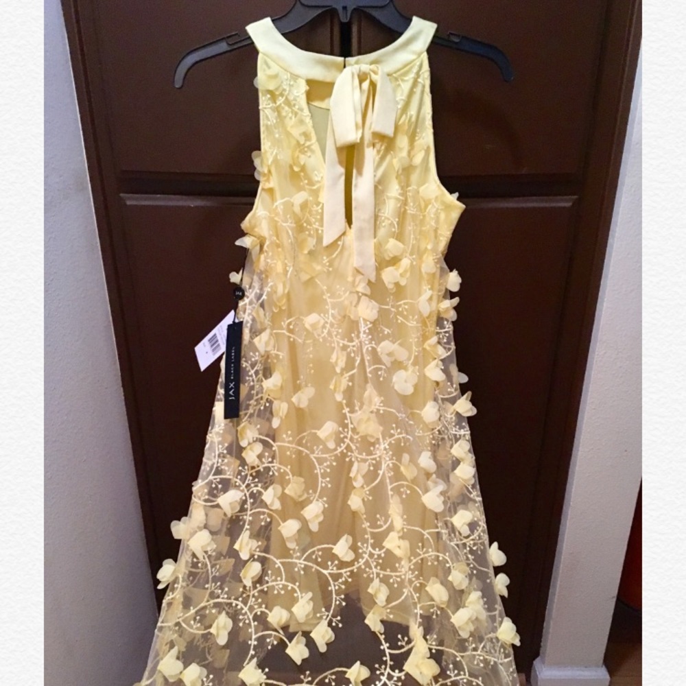 Light yellow JAX BLACK LABEL Floral Trapeze dress